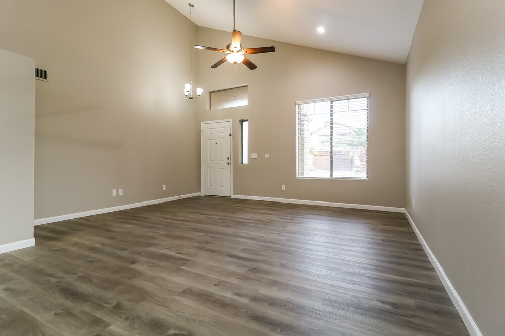 Building Photo - 15911 W Tasha Dr