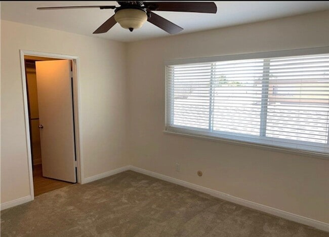 Building Photo - 2336 Minuteman Way