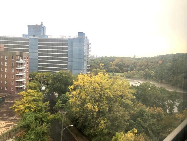 Building Photo - 2287 Johnson Ave