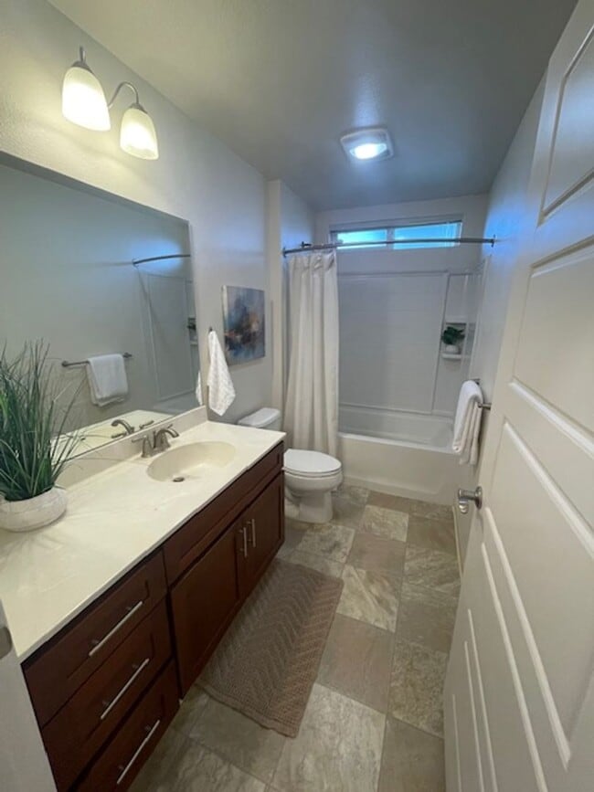 Building Photo - Pet Friendly- Corner Unit- Pohakala at Mehana! 2 bed/ 2 bath/ 2 parking