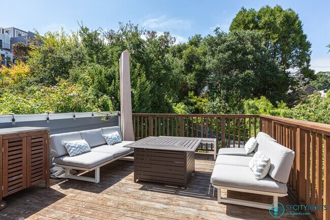 Building Photo - Castro: UNFURNISHED Top Floor Flat w/ Private Deck, W/D in unit & Garage Parking