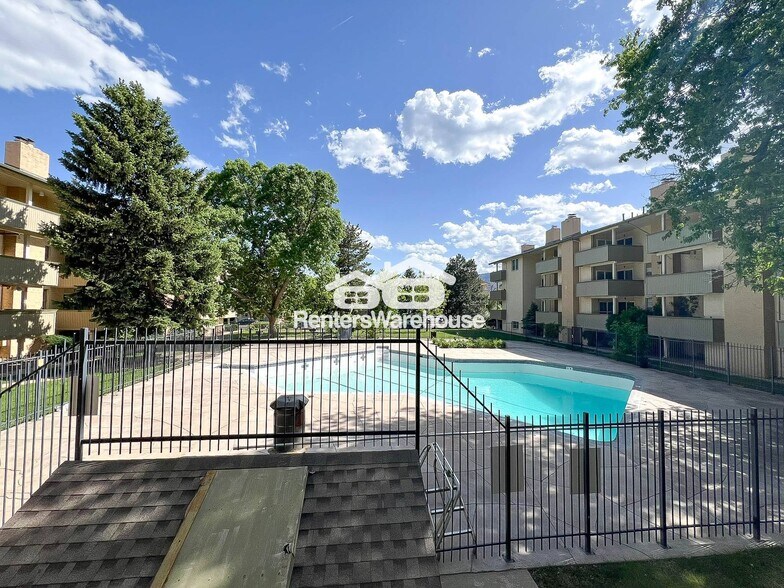 Building Photo - 3035 Oneal Pkwy