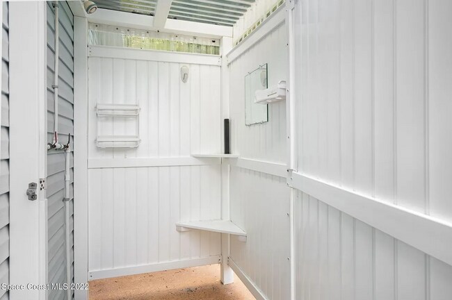 Building Photo - 4159 Hidden Lakes Dr