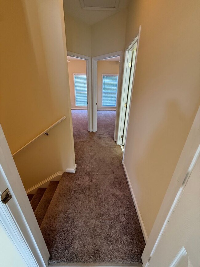 Building Photo - 1257 N Dean Rd