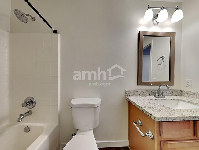 Building Photo - 10032 Terra Court Southeast