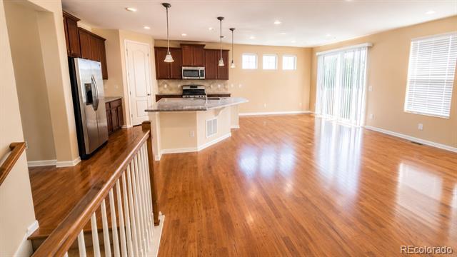 Building Photo - 4918 S Wenatchee Cir