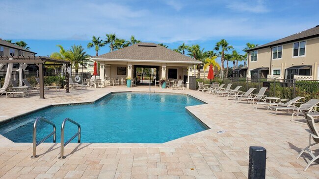 Building Photo - Annual UNfurnished newer 3/ 2 /12 townhome off SR-70 in gated community