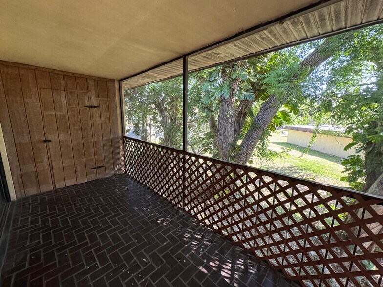 Building Photo - 205 Palmetto Ave