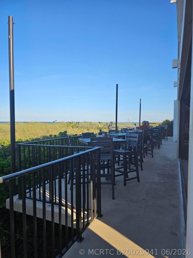 Building Photo - 2400 S Ocean Dr