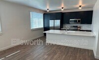 Building Photo - 2936 Beech St