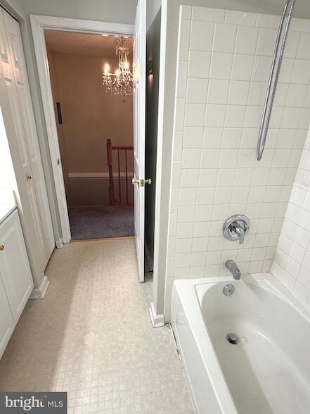 Building Photo - 5327 Abbeywood Ct