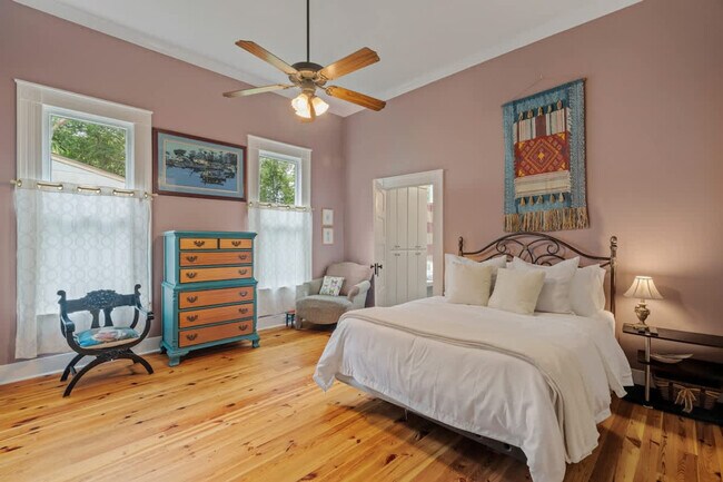 Building Photo - 509 Dabbs St