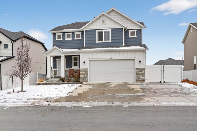 Building Photo - 3364 E Bluewater