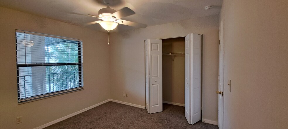 Second bedroom - 10011 Maddox Ln
