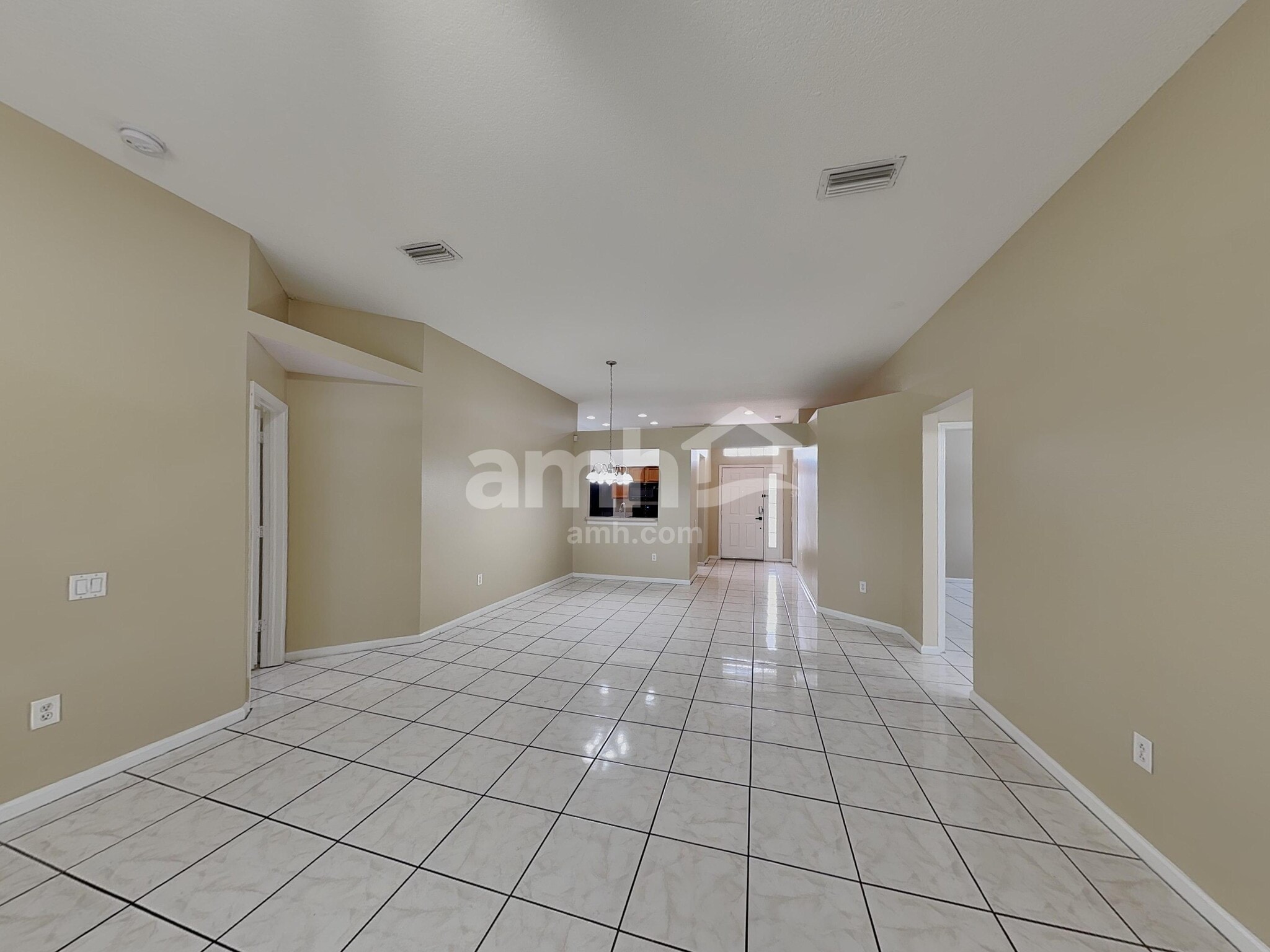 Building Photo - 1027 Summer Breeze Dr