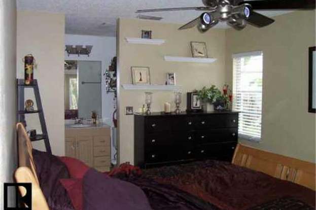 Building Photo - 5010 Larch Ln