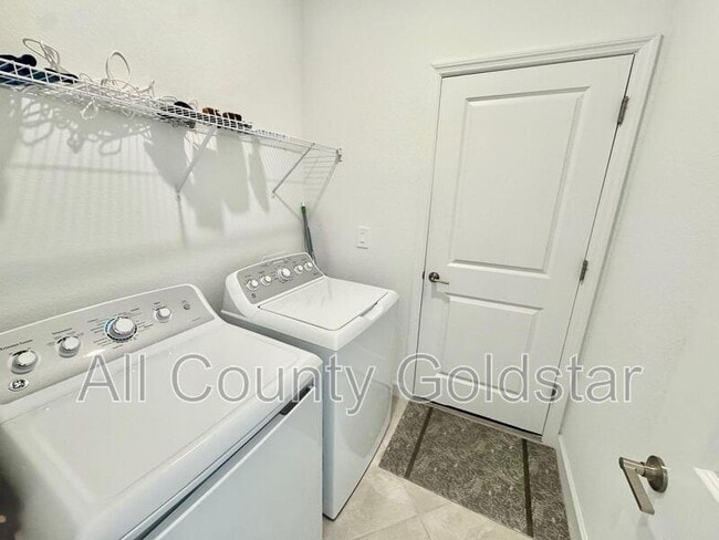 Building Photo - 8644 St Kitts Cir