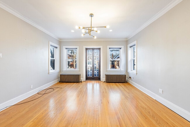 Building Photo - 2230 N Mulligan Ave