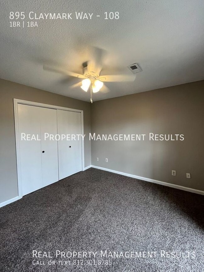 Building Photo - 895 Claymark Way