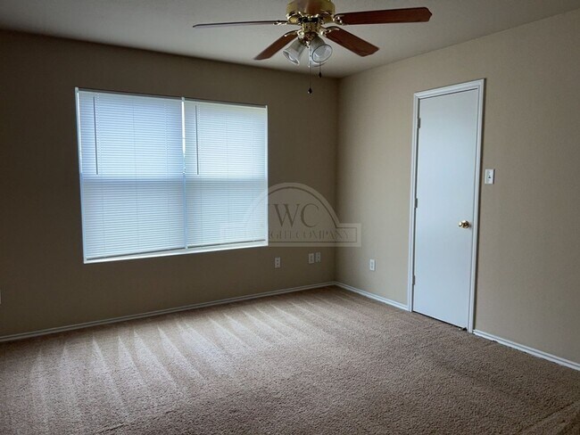 Building Photo - 5106 Lauren Lea Dr