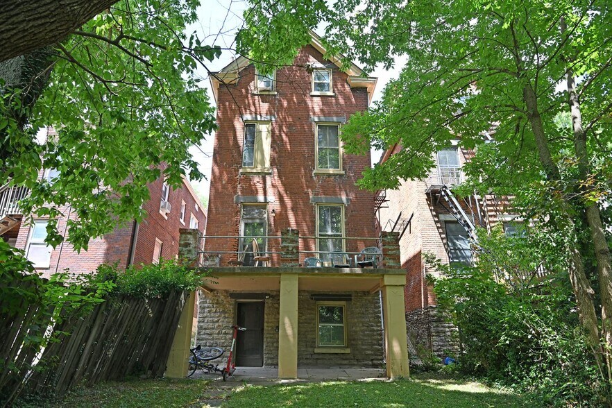 Building Photo - 475 Riddle Rd