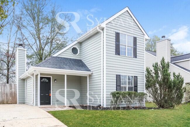 Building Photo - Enjoy living the good life in this 3 bedroom, 2 bathroom home