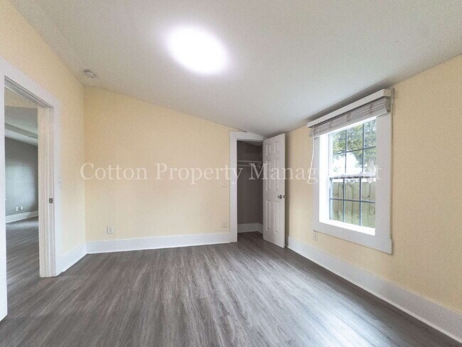 Building Photo - 2BR/2BA Home in Downtown Wilmington - $1,500/month- Pet Friendly*