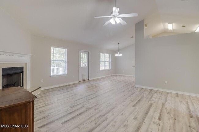 Building Photo - 14886 E Shadow Creek Dr