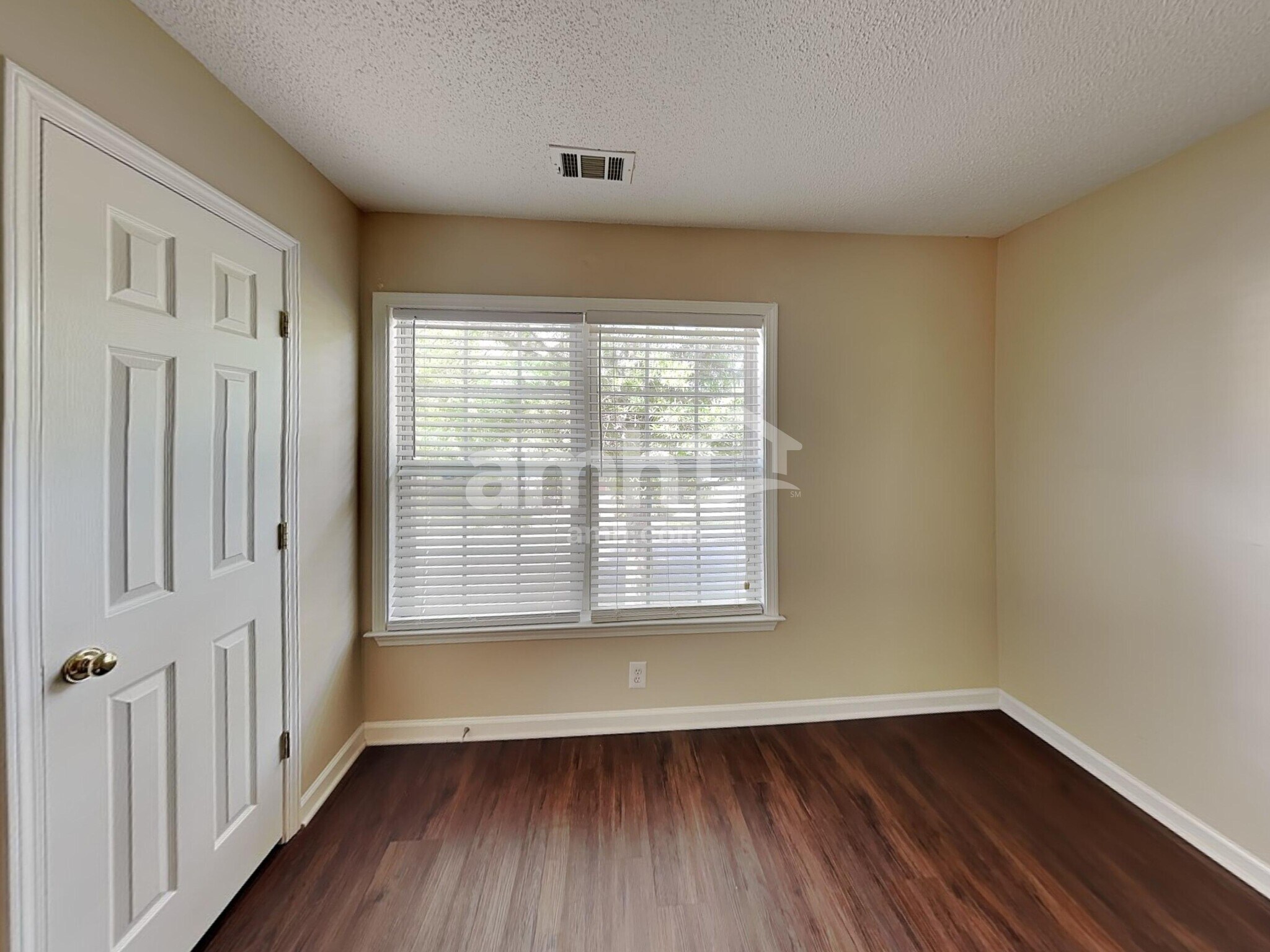 Building Photo - 401 Citronelle Dr