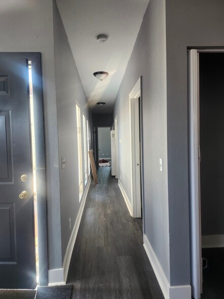 Hallway - 10609 S Main St