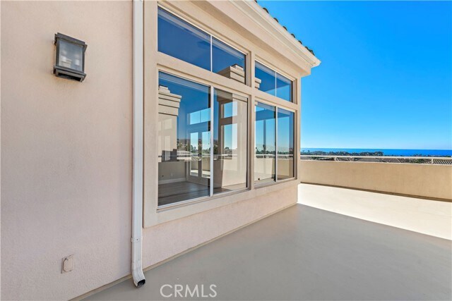 Building Photo - 138 Costa Brava
