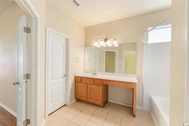 Building Photo - 3720 Pine Needle Cir