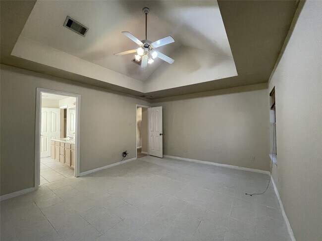 Building Photo - 16706 Stapley Dr