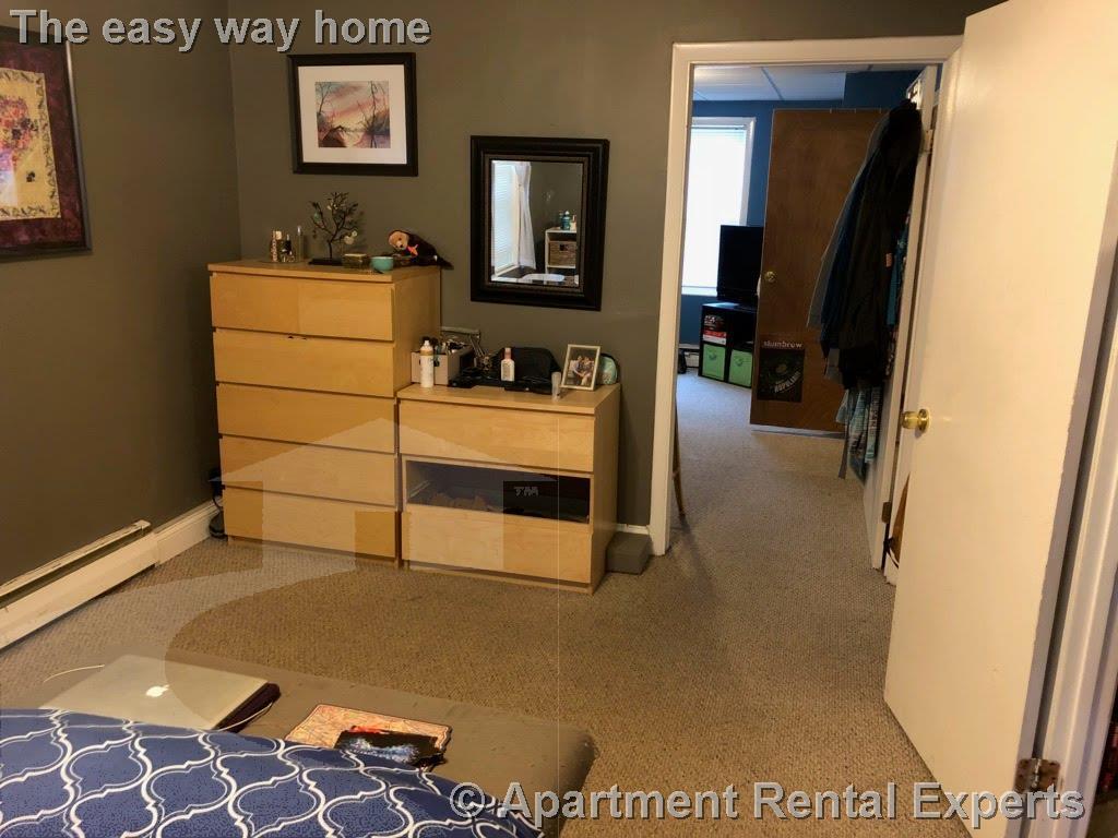 Building Photo - 9 Lowell Terrace