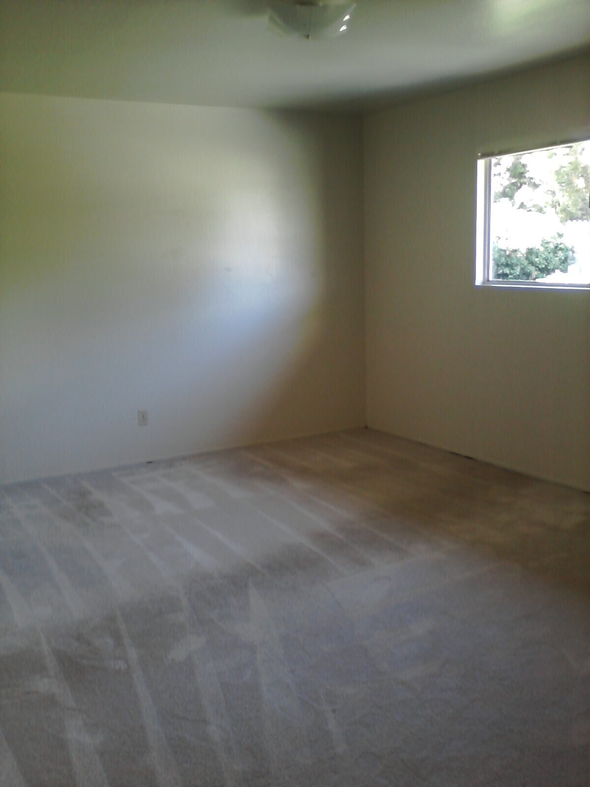 Building Photo - 2431 Richmond Dr