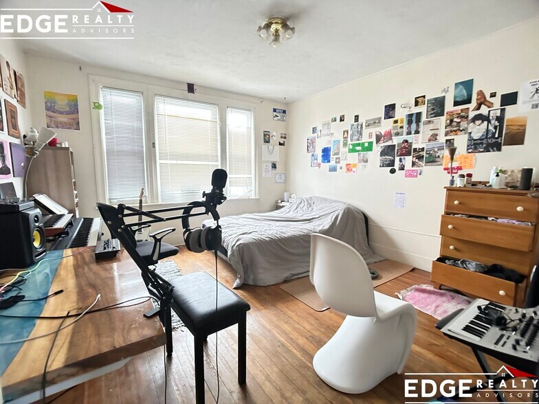 Building Photo - 9 Wadsworth St