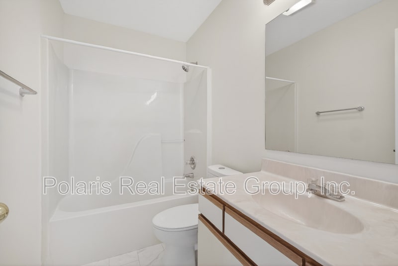 Building Photo - 439 Venus Dr