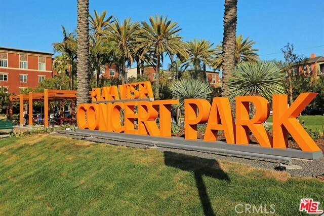 Building Photo - 13044 Pacific Promenade