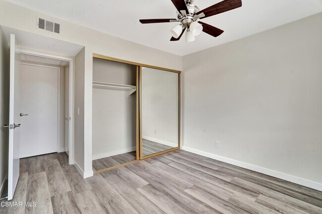 Building Photo - 18408 Hatteras St