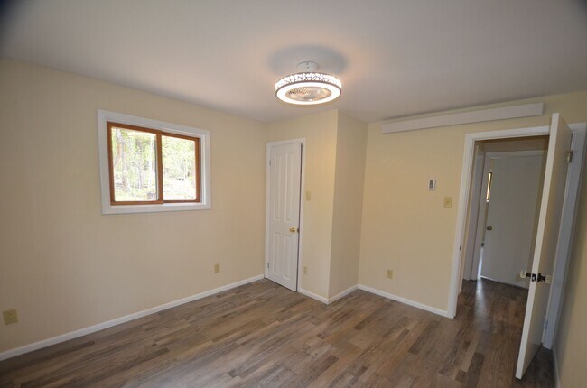 Building Photo - Cabin in the woods! 45 Minutes to Breck!