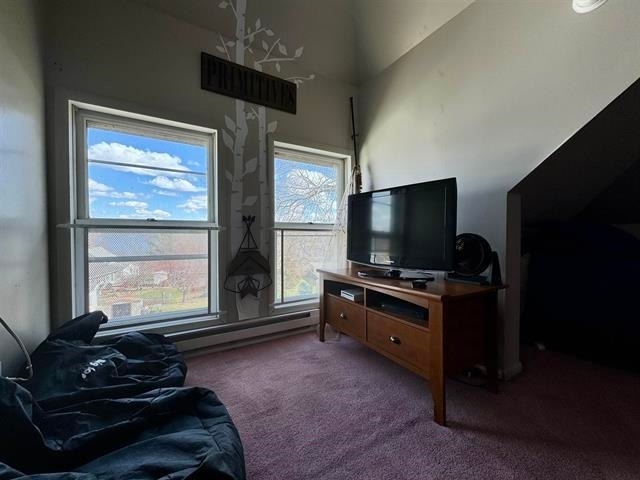 Building Photo - 170 E Main St