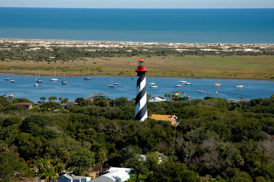 Building Photo - 144 Menendez Rd