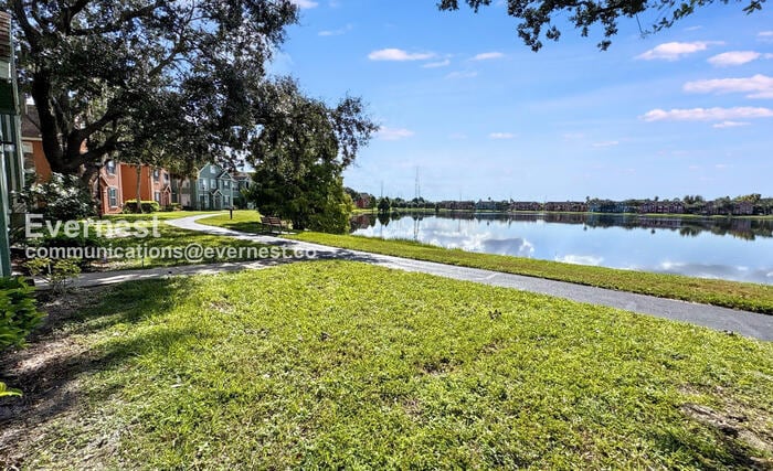 Building Photo - 9114 Lake Chase Island Way