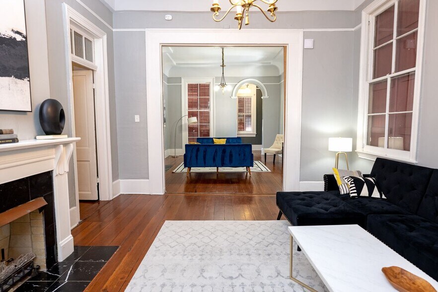 Building Photo - 1433 Esplanade Ave