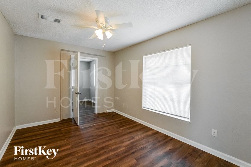 Building Photo - 2864 Jewel Ave