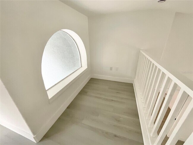 Building Photo - 1307 Belcher Dr