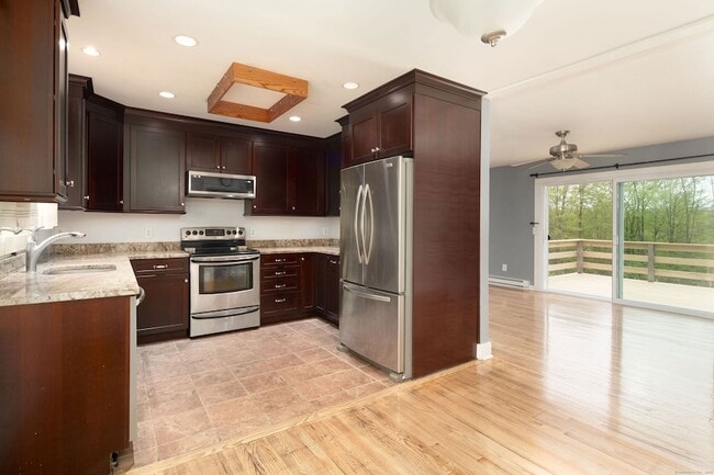 Building Photo - 30 Housatonic Ave