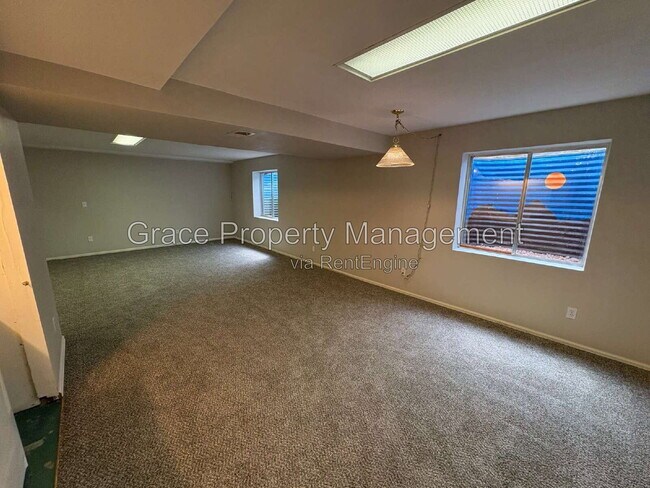 Building Photo - 8340 S Upham Way