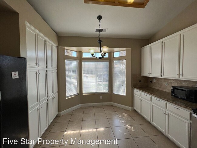 Building Photo - 3 br, 2 bath House - 3115 Cedar Springs Ct