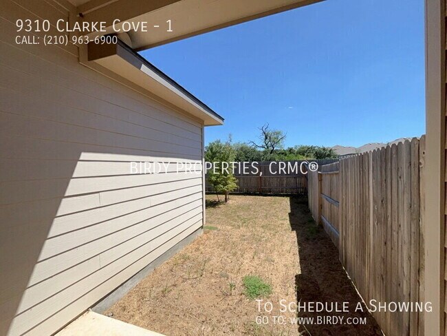 Building Photo - 9310 Clarke Cv